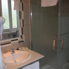 Hotel Neguri 2* Стандартный номер с двуспальной кроватью