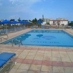 Отель Maouris Villa Кипр, Протарас - отзывы, цены и фото номеров - забронировать отель Maouris Villa онлайн бассейн фото 3