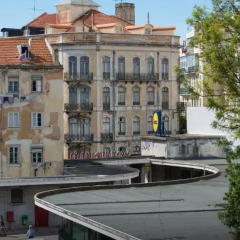 Отель Sunny Lisbon - Guesthouse and Residence фото 2