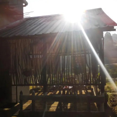 Отель Cottage C Коттедж с различными типами кроватей