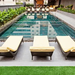 Отель Best Western Premier Sukhumvit Бангкок бассейн фото 3