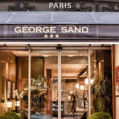 Отель George Sand Париж вид на фасад