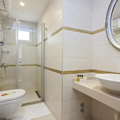The Room Hotel & Apartments Анталья ванная