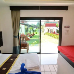 Отель Golden Bay Cottage 3* Улучшенное бунгало с различными типами кроватей фото 9