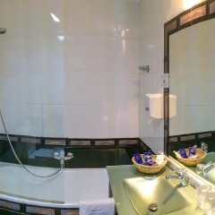 Hotel Reino de Granada 3* Стандартный номер разные типы кроватей фото 5