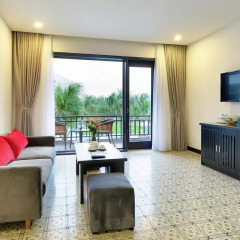 Отель Hoi An Waterway Resort 3* Люкс с различными типами кроватей
