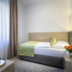 Hotel White Lion 3* Люкс разные типы кроватей