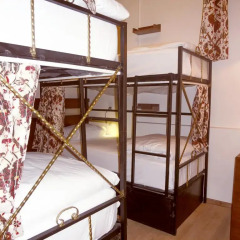Stanpoli Hostel Кровать в общем номере двухъярусные кровати