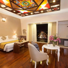 Hanoi Old Quarter Hotel 3* Стандартный номер двуспальная кровать фото 2