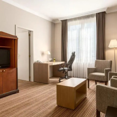 Отель NH Brussels Carrefour de l'Europe 4* Люкс