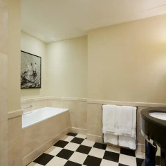 Отель The Savoy 5* Номер Делюкс с различными типами кроватей фото 5