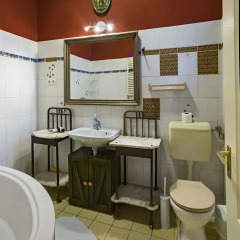 Santico Art Hostel And Guesthouse Будапешт ванная