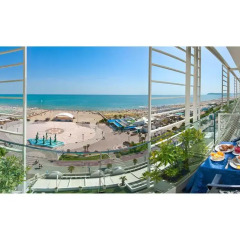 Hotel Mediterraneo Риччоне пляж