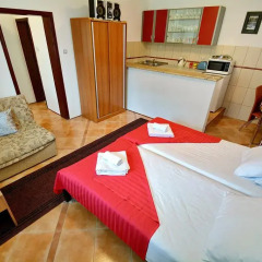 Апартаменты Apartments Andrija Студия с различными типами кроватей фото 5