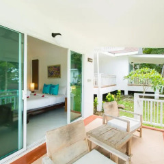 Отель Bay View Resort - Phi Phi Island 3* Улучшенная вилла с различными типами кроватей фото 17