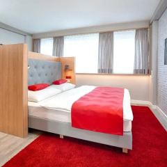 Апартаменты Mloft Apartments Munchen Мюнхен комната для гостей фото 9