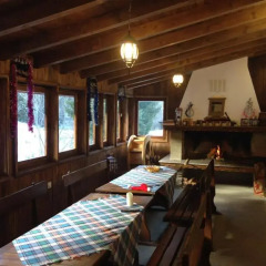 Отель Guesthouse Kutela Болгария, Чепеларе - отзывы, цены и фото номеров - забронировать отель Guesthouse Kutela онлайн питание