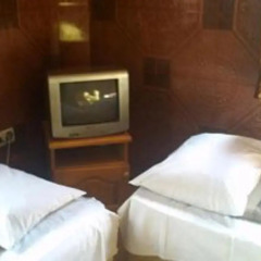 Shans 2 Hostel Стандартный номер с 2 отдельными кроватями фото 11