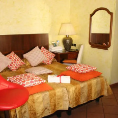 Отель Euro House Inn Airport 4* Апартаменты с различными типами кроватей фото 21
