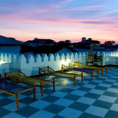Forodhani Park Hotel бассейн