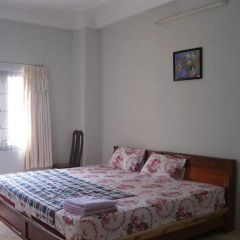 Отель Ms. Yang Homestay Стандартный семейный номер с двуспальной кроватью фото 2