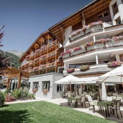 Отель Das Central – Alpine . Luxury . Life фото 3