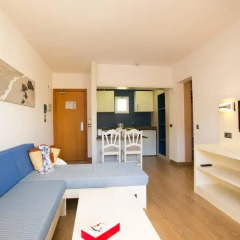 Отель Aparthotel Cabau Aquasol Апартаменты с 2 отдельными кроватями фото 5