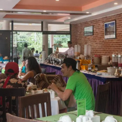 Отель Mount Kailash Resort Непал, Покхара - отзывы, цены и фото номеров - забронировать отель Mount Kailash Resort онлайн питание