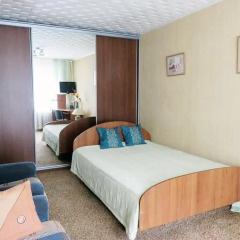Гостиница Floreta в Тюмени отзывы, цены и фото номеров - забронировать гостиницу Floreta онлайн Тюмень комната для гостей фото 3