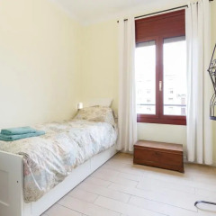 Отель Apartamentos Gran Via 732 Испания, Барселона - отзывы, цены и фото номеров - забронировать отель Apartamentos Gran Via 732 онлайн комната для гостей фото 2