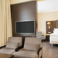 Отель NH Collection Berlin Mitte Am Checkpoint Charlie 4* Люкс с разными типами кроватей фото 4