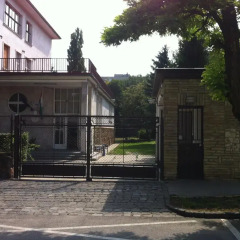 Vécsey Hostel парковка