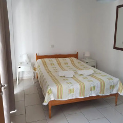 Отель Valentinos Court Апартаменты с различными типами кроватей фото 3