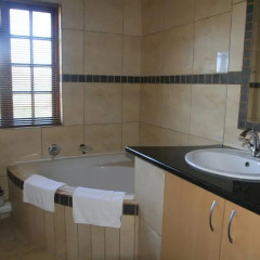 Отель Amber Rose Country Estate 4* Апартаменты с различными типами кроватей фото 4