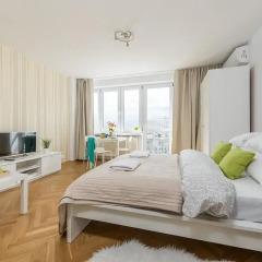 Апартаменты Rondo ONZ P&O Apartments Студия Делюкс с различными типами кроватей фото 6