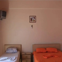 Отель Malo Apartments Албания, Ксамил - отзывы, цены и фото номеров - забронировать отель Malo Apartments онлайн комната для гостей фото 3
