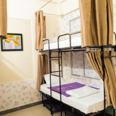 Backpack Abode Hostel Кровать в общем номере с двухъярусной кроватью фото 4