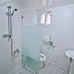 Отель Kimchee Hongdae Guesthouse Кровать в общем номере с двухъярусной кроватью фото 12