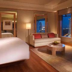 Отель The Ritz-Carlton, Millenia Singapore 5* Номер Deluxe Kallang с двуспальной кроватью фото 3