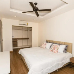 Отель Phuket Marbella Villa 4* Апартаменты с различными типами кроватей фото 8