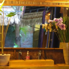 Отель Under the coconut tree Кровать в общем номере с двухъярусной кроватью фото 11