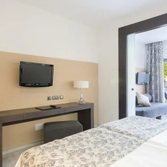 Отель Hipotels Gran Conil & Spa Испания, Кониль-де-ла-Фронтера - отзывы, цены и фото номеров - забронировать отель Hipotels Gran Conil & Spa онлайн удобства в номере фото 2