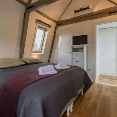Отель Hot Spot Fascinating Bed and Breakfast B2 Нидерланды, Амстердам - отзывы, цены и фото номеров - забронировать отель Hot Spot Fascinating Bed and Breakfast B2 онлайн комната для гостей фото 3