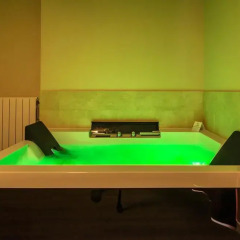 Отель Hostal La Lonja Номер Делюкс с различными типами кроватей фото 5