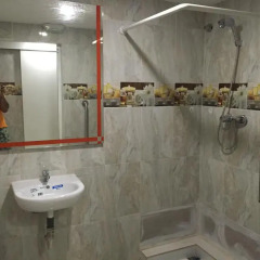 Отель Go Bcn Hostal Ideal Badal Стандартный номер с различными типами кроватей (общая ванная комната)