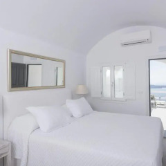 Отель Aqua Luxury Suites Люкс с различными типами кроватей фото 4