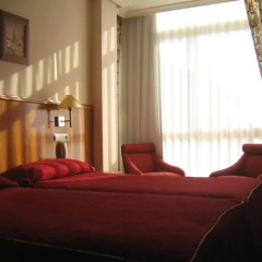 A&H Plaza del Liceo Hotel комната для гостей