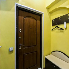 Гостиница MaxRealty24 Lesnaya сейф в номере