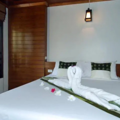 Отель Baan Pakgasri Hideaway Ланта комната для гостей