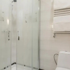 Отель udanypobyt Dom Bright House Косцелиско ванная